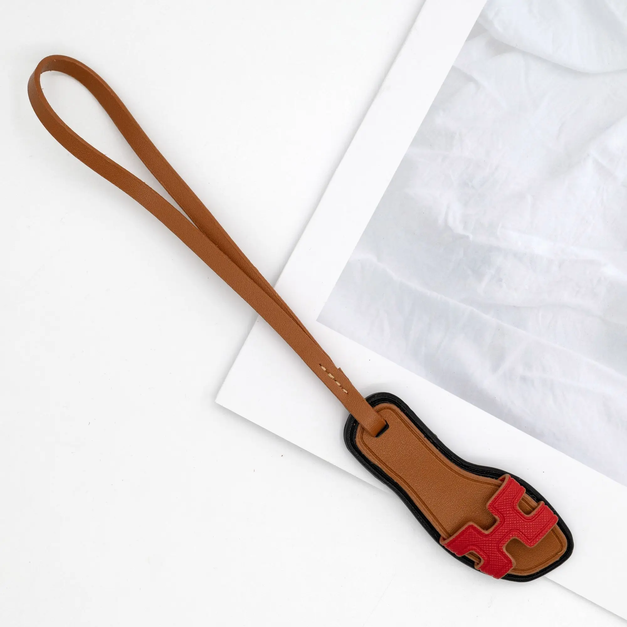 جديد الإبداعية حقيبة قلادة أحذية صغيرة بولي Leathe...