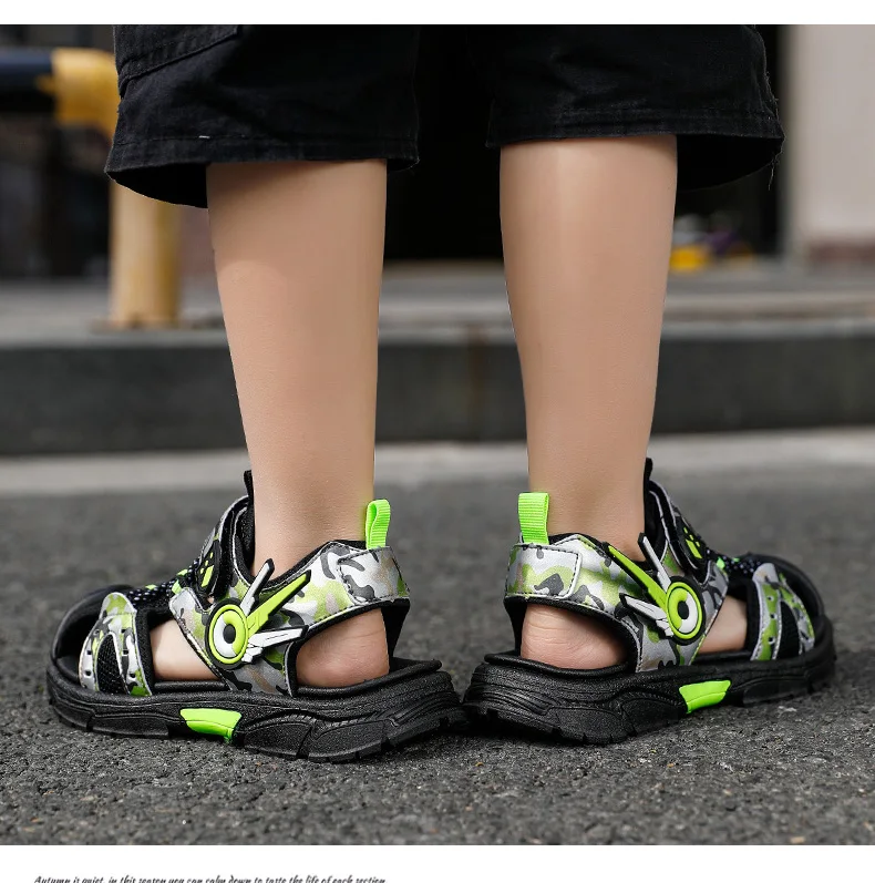 2022 New Summer Kid Non-Slip Shoes Boys Girls Beach Sandals Two Wear Antiskid Lightweight Fashion Sneaker Water Shoe For Child children's sandals near me