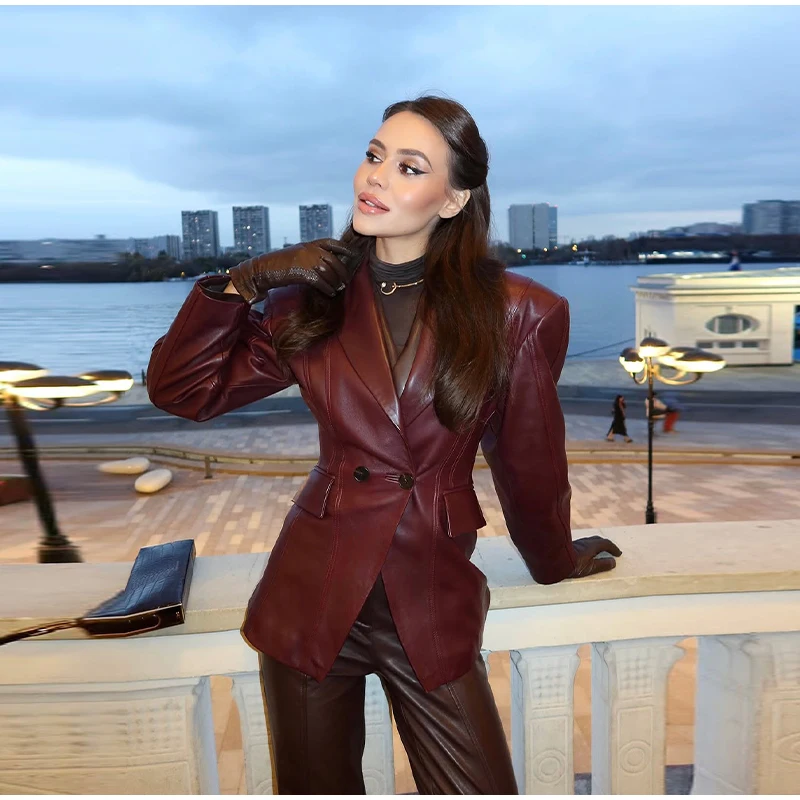 Burgund PU Leder Blazer Frauen Schwarz Breiten Gürtel V-ausschnitt Volle Hülse Taille Cinching Mantel 2025, Herbst Weibliche Mode Streetwear – Detail 8