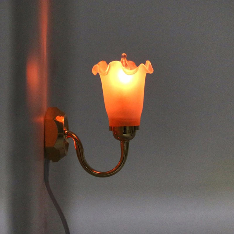 1/6 1/12 Scale Dollhouse Accessories Miniature LED Wall Sconce Lamp, dollhouse table lamp, Battery Operated With ON/OFF Switch 4