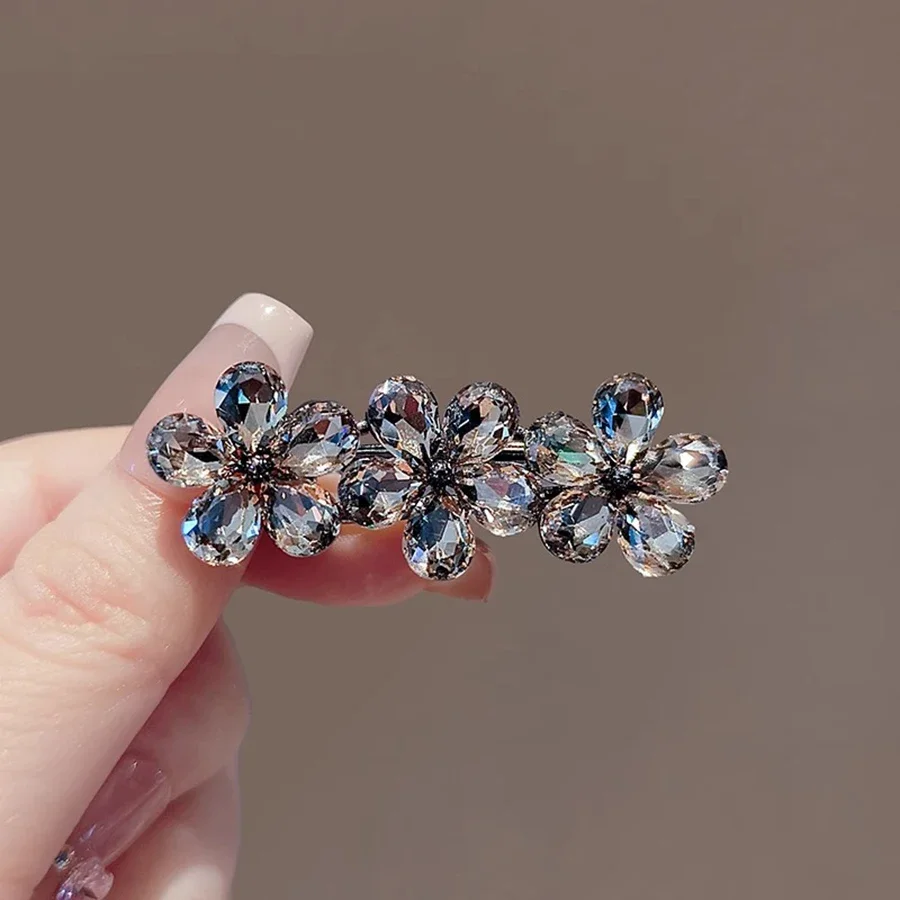 High-end-Schwarz Farbe Kristall Blume Haarnadel Temperament Elegante Legierung Haar Clip frauen Pony Seite Clip Koreanischen Stil kopfschmuck