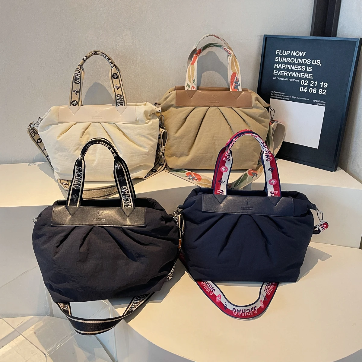 Cloth Bucket Bag for Women 2025 New Niche Design Crossbody Bag Popular Autumn and Winter Pleated Handbag Shoulder Bag Trendy Ladies' Makeup Bag