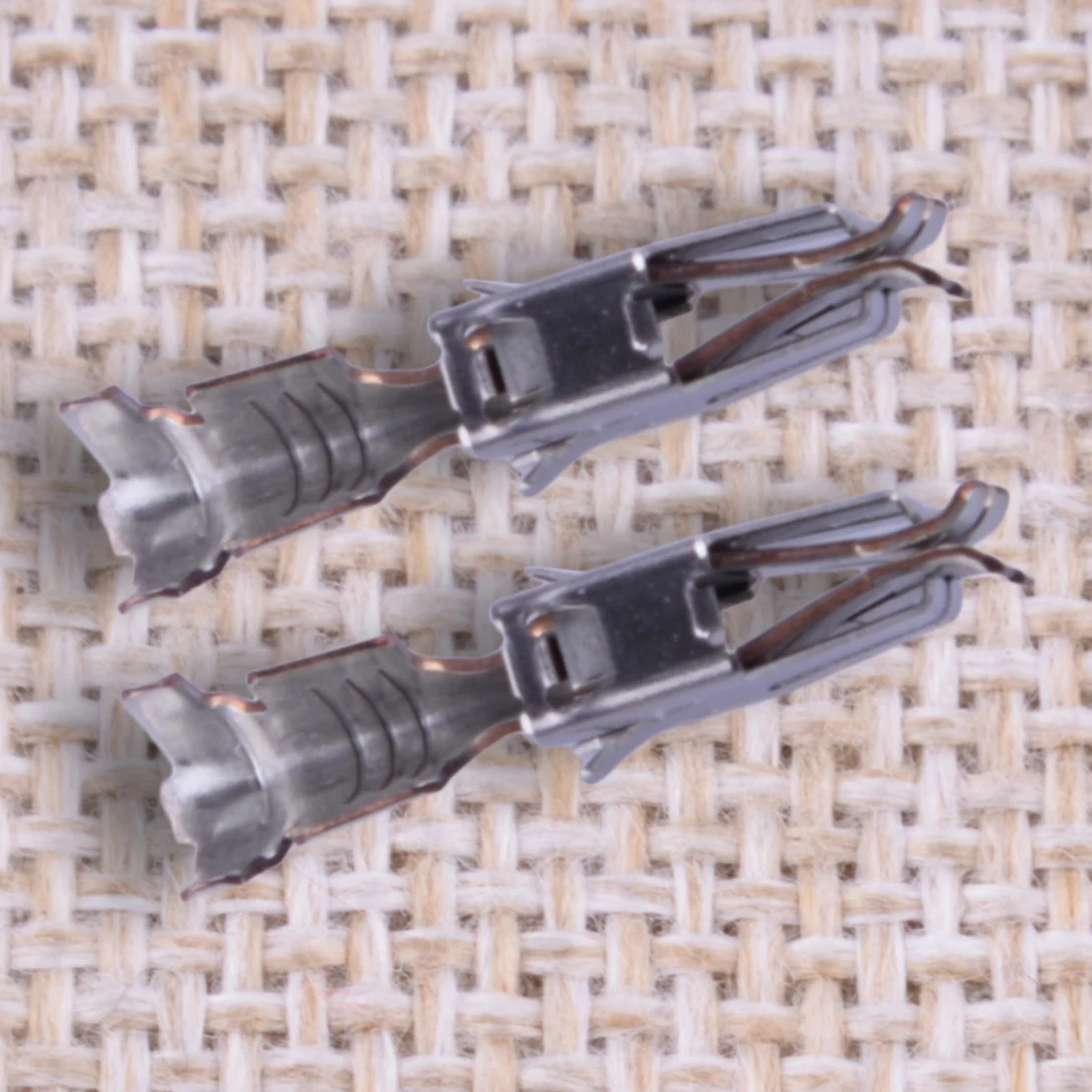 50Pcs 4.8mm Female Fuse Terminal N90732603 N90732703 N90696603 for Car Silver Copper New High Quality