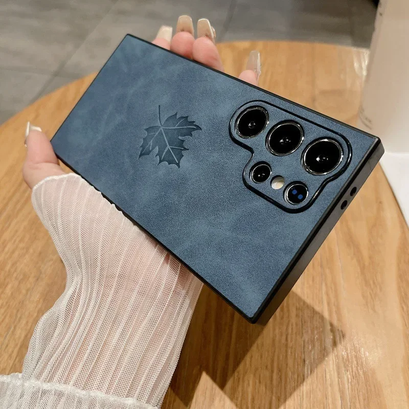 Vintage Maple Leaf Leather Slim Cover Case