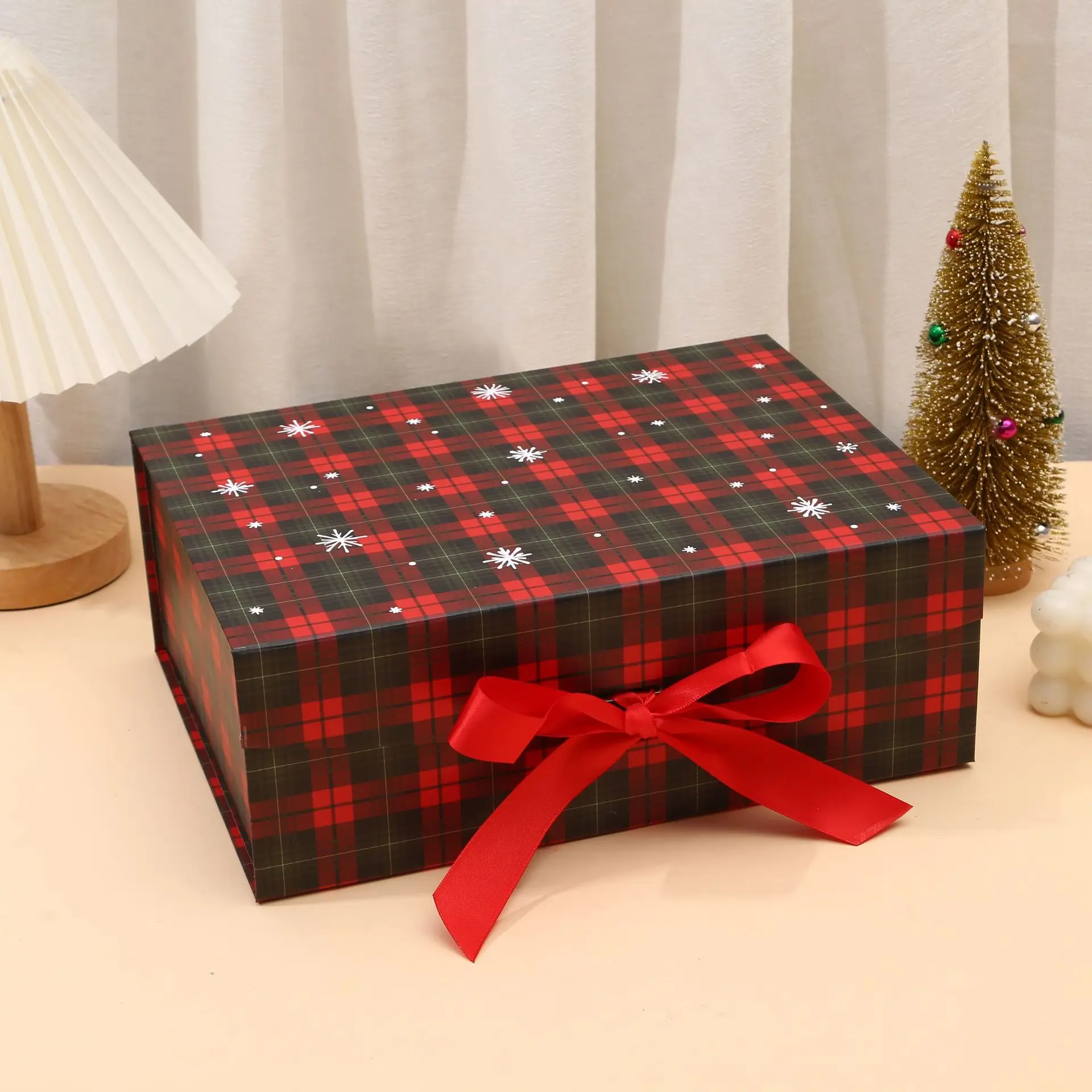 Exquisite Luxury Christmas Gift Box With Magnetic Closure Flip Cover Ribbon  Gift Packaging Box Bow Magnet Christmas Box - AliExpress, image size:1920x1920