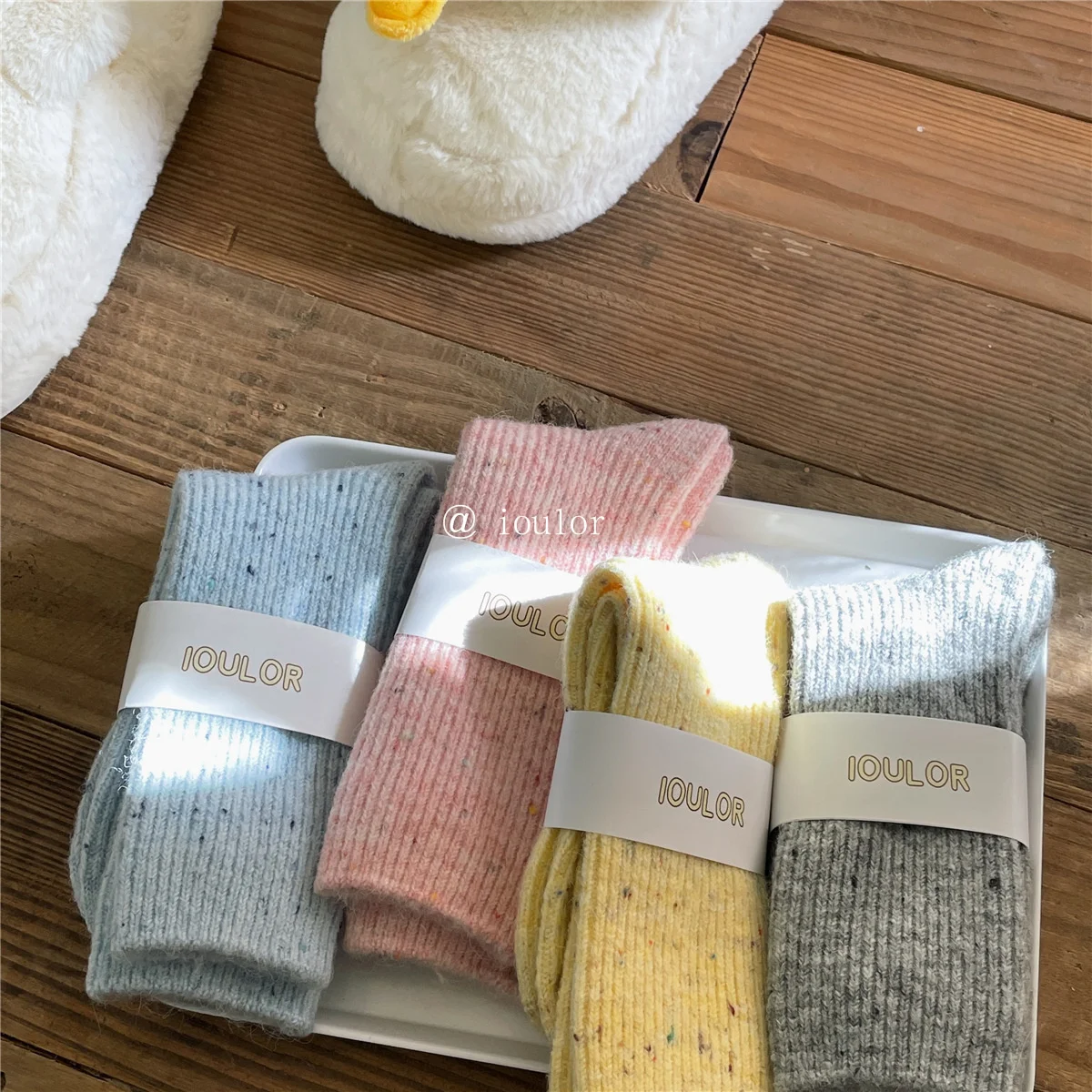 SP & STADT Koreanische Mode Winter Verdickt Punkt Wolle Socken frauen Baumwolle Solide Mittel Rohr Warme Socken Harajuku Kaschmir strümpfe – Detail 39