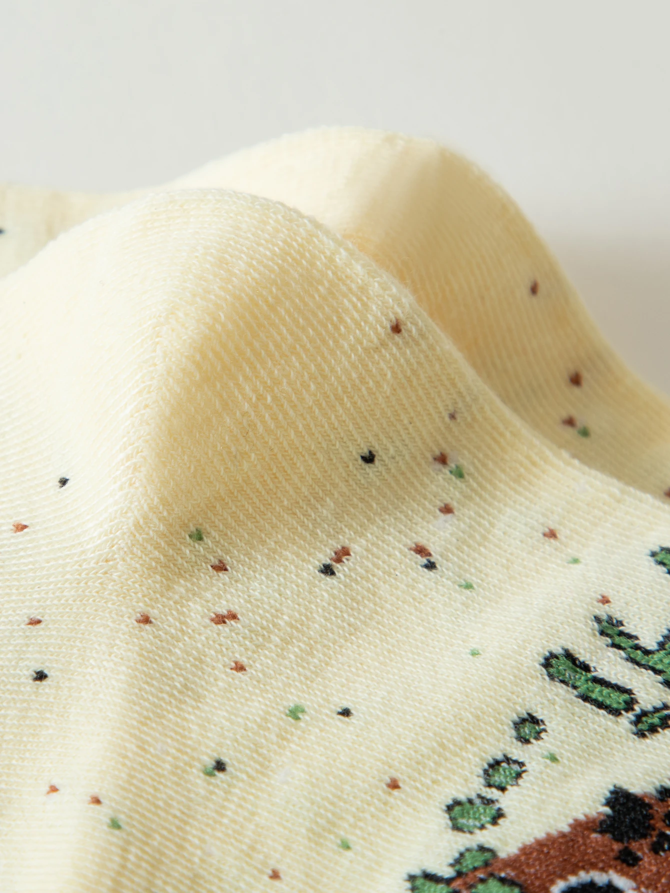 جوارب مرحة بتصاميم الوجبات الخفيفة والحيوانات (4 أ...