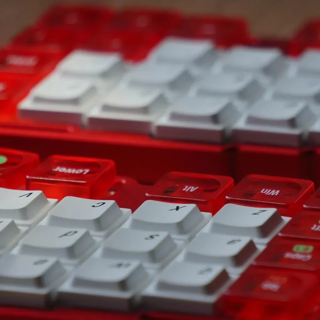 Jezail Funder Cornix スプリットキーボードロープロファイル