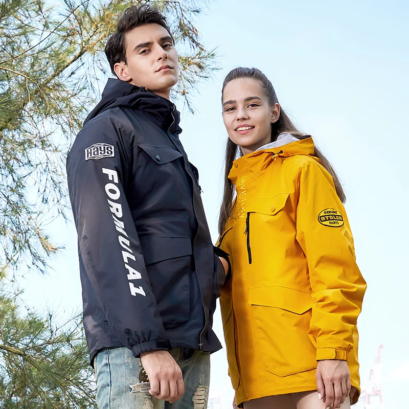 2022 Két twinset couples' stormwear Őszies téli Felmelegedés kültéri Rohamoz Illik vkihez couples' Vízhatlan esőköpény majd szélálló Hegymászás suits