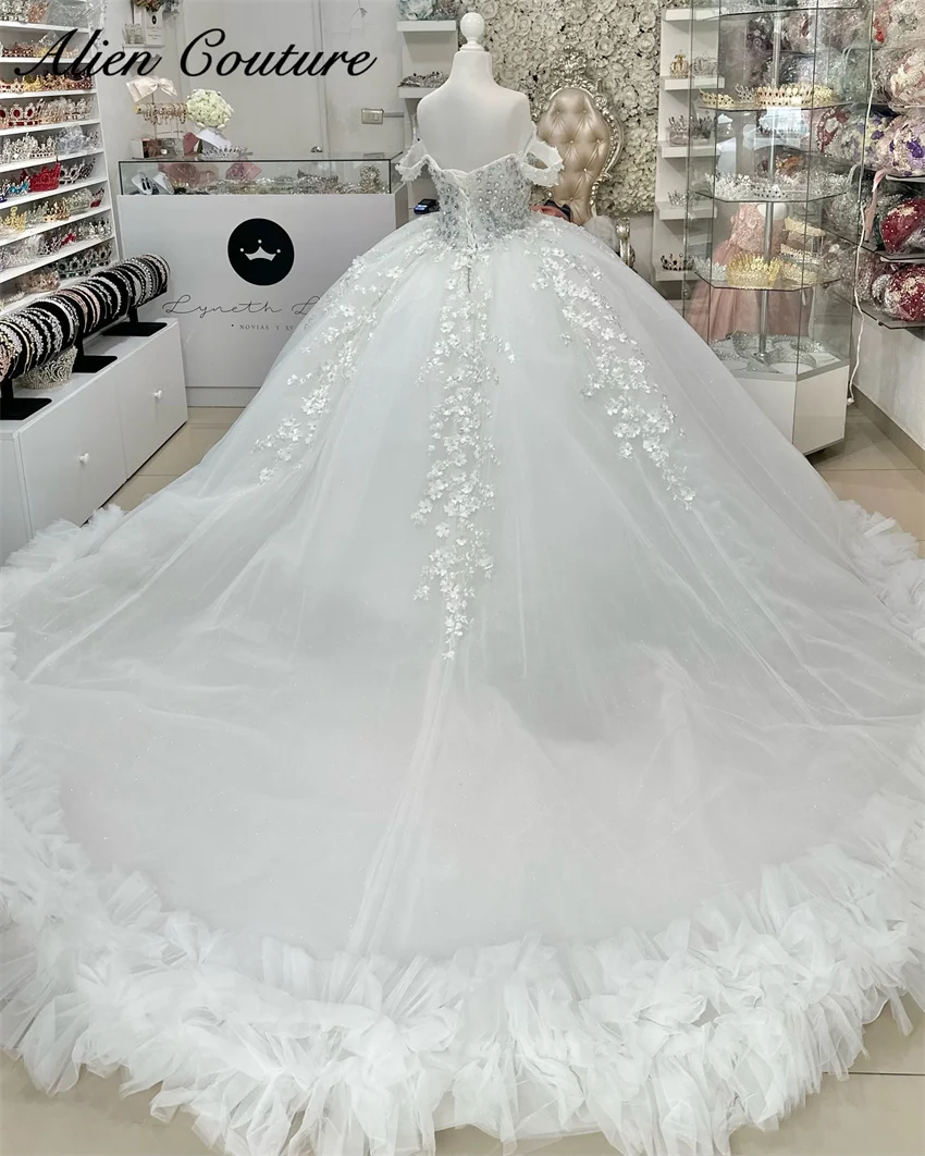 New Sparkly White Quinceanera Dresses Ball Gown Bead Diamonds Appliques Birthday Dress Vestidos Ruffles Tiered Customized