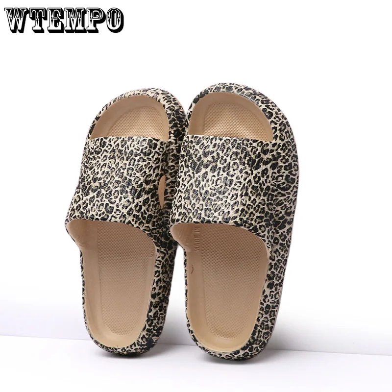 

WTEMPO Leopard Print Women Summer Slippers Thick Sole Indoor Outside Platform Shoes Female Male Fashion Slides Beach Slipper