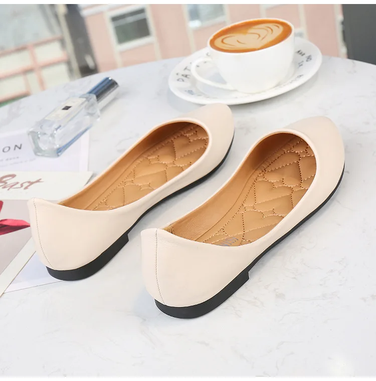 Zapatos planos con punta estrecha para mujer