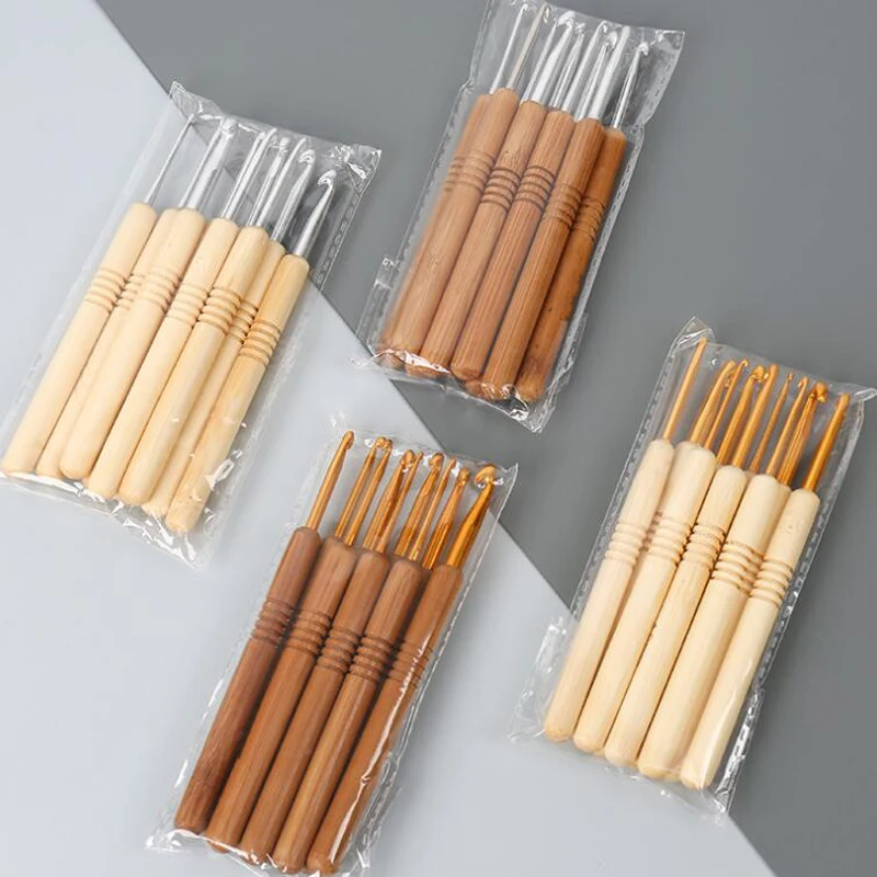 Single head crochet set, handmade DIY weaving tool, carbonized bamboo handle, aluminum head crochet sweater