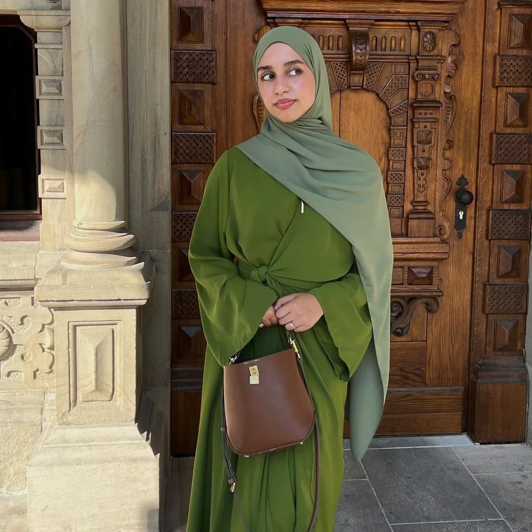 Modest Muslim Long Dresses for Women 2024 Eid Abaya Dubai Islamic Clothing Lace Up Turkish Hijab Full Dress Kaftan Robe Vestidos