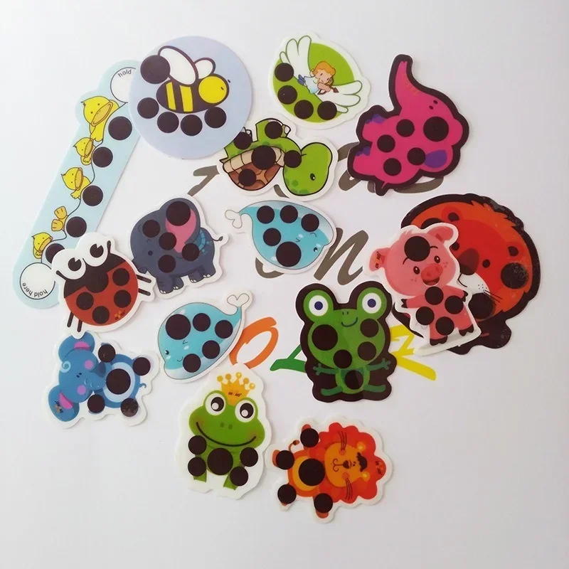 10Pcs/lot Baby Bath Cartoon Forehead Temperature Change Measurement Tape Range 35 To 40 Degree Animals Pattern Thermometer