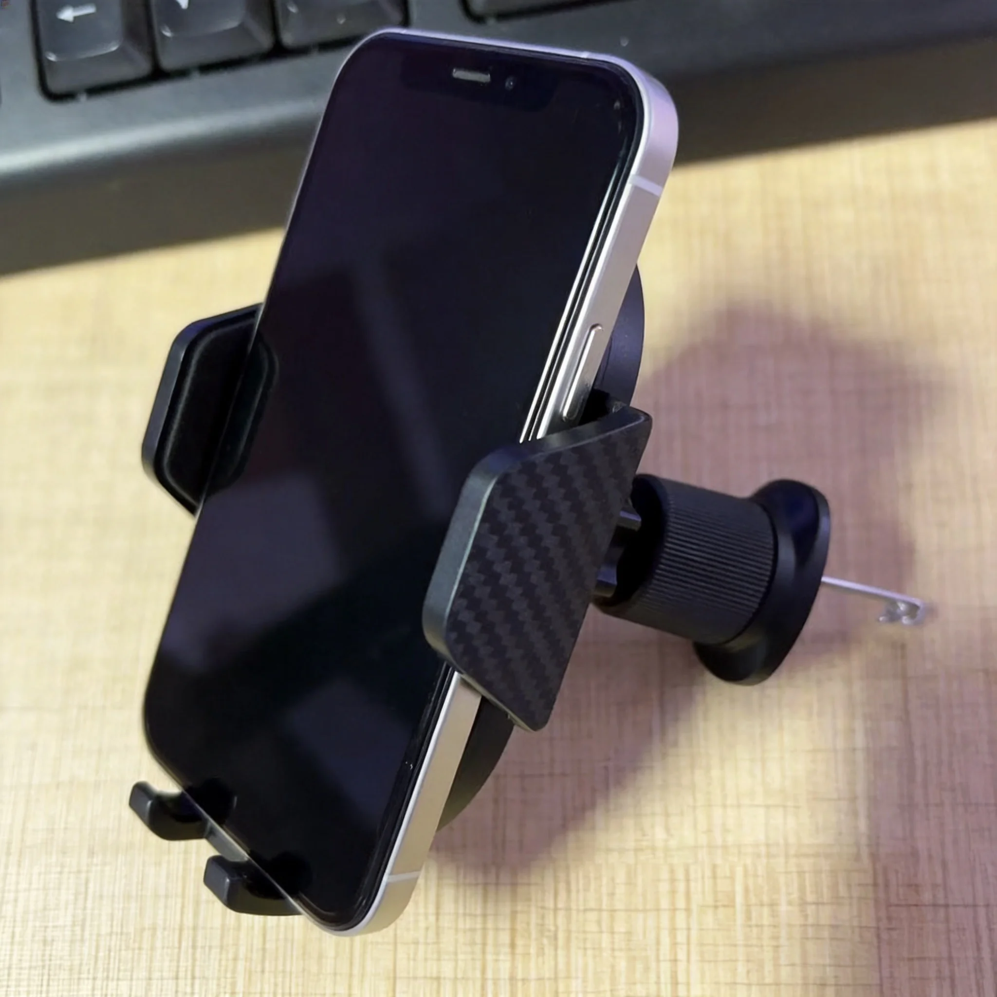 Universal Car Vent Phone Mount – Enhanced Durability & Hands-Free Operation