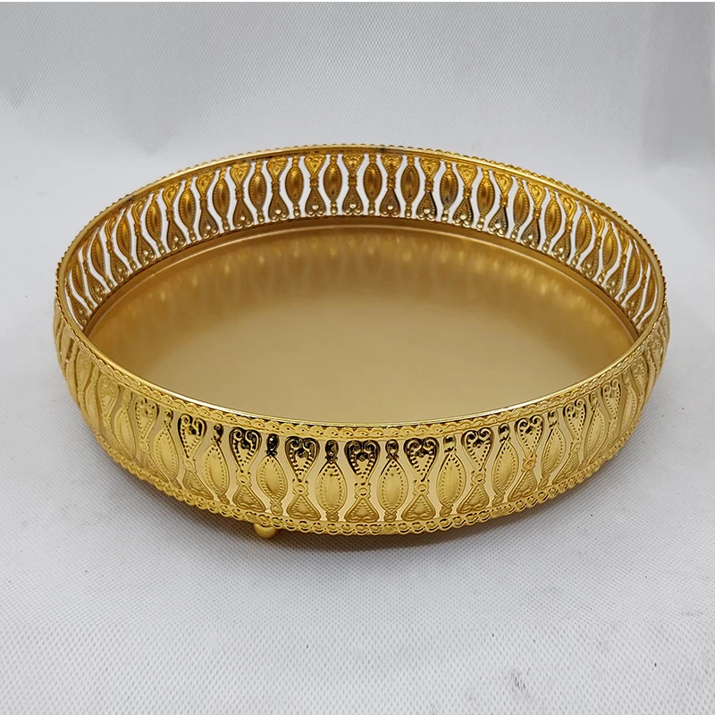 https://ae01.alicdn.com/kf/Scd18bd7b4ad14571bcba34898593da93g/Metal-Round-Fruit-Tray-with-Lid-Storage-Simple-and-Fashionable-Home-Furnishings-Food-Tray-Decoration-Gold.jpg