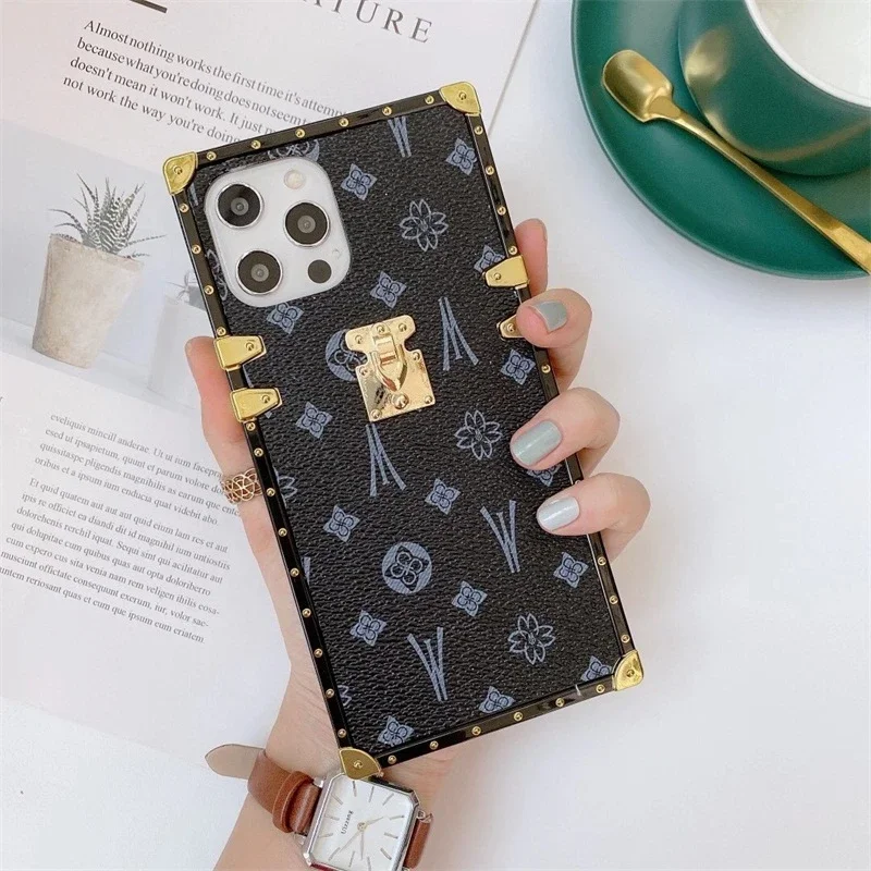 Luxury Geometric Leather Phone Case - Fashion Square Design