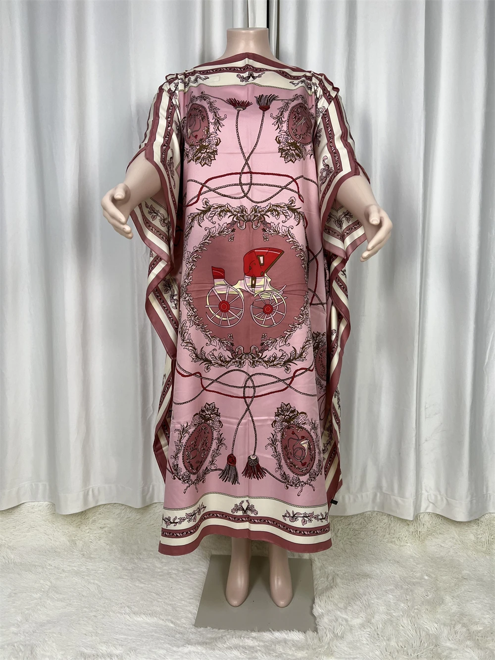 

2024 Saudi Arabian Scarf Loose Print Silk Maxi Dress Summer Beach Bohemian Robe African Kaftan Kimono Swimwear Short Sleeve c29