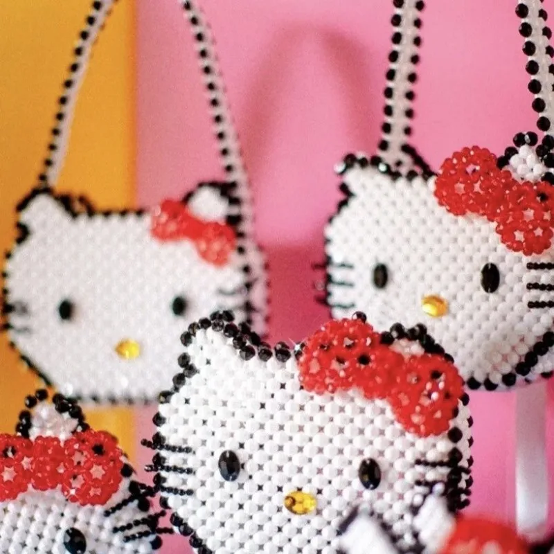 Hello Kitty Tiny Bag · A Beaded Pouch · Beadwork and Jewelry Making on Cut  Out + Keep