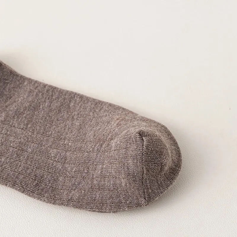 Sports socks 5 Pairs of Autumn and winter sports long-sleeved socks for casual sweat absorption breathability comfort