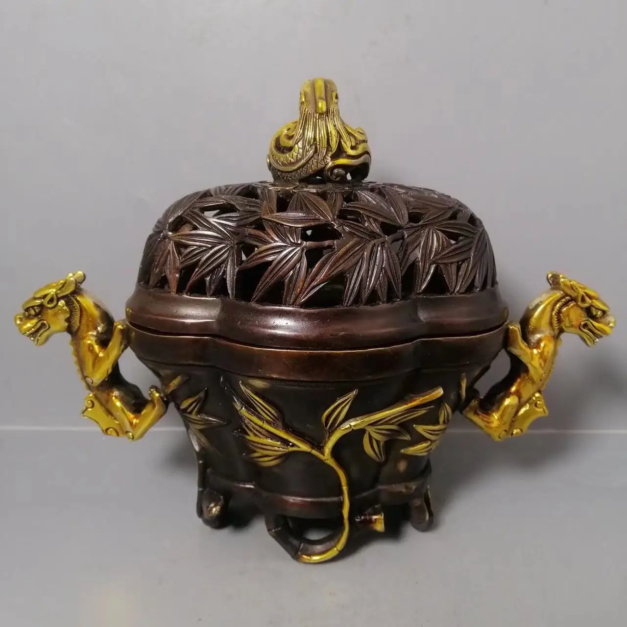 

Playing wholesale with thick copper, gilded Pixiu incense burner, aromatherapy stove, living in my hometown, collecting old