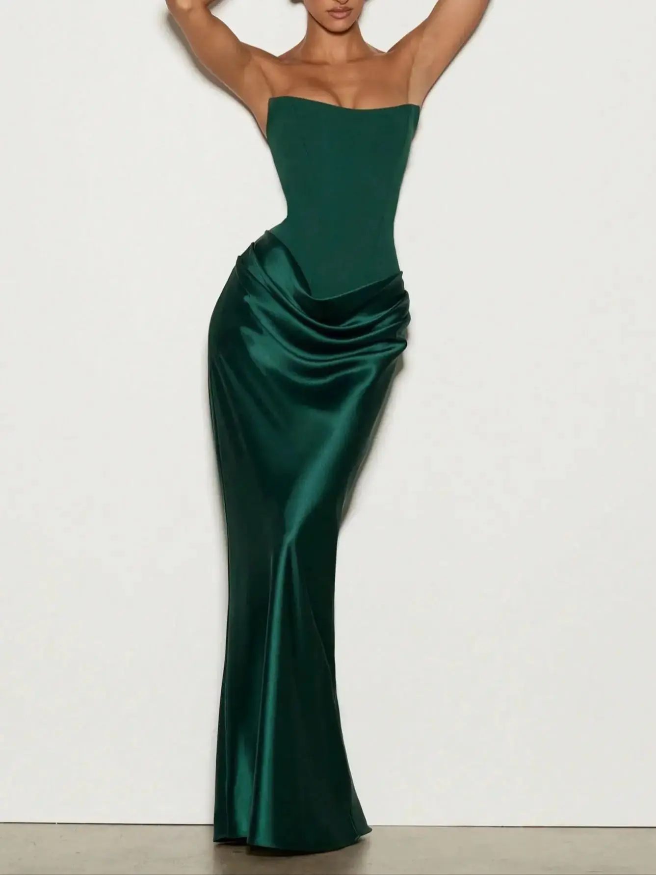 Maggie Damen Sexy Trägerloses Maxikleid Bodycon Sommer Satin Drapiertes Langes Kleid Grün mit Schnürung am Rücken Elegantes Geburtstags-Abendkleid – Detail 2