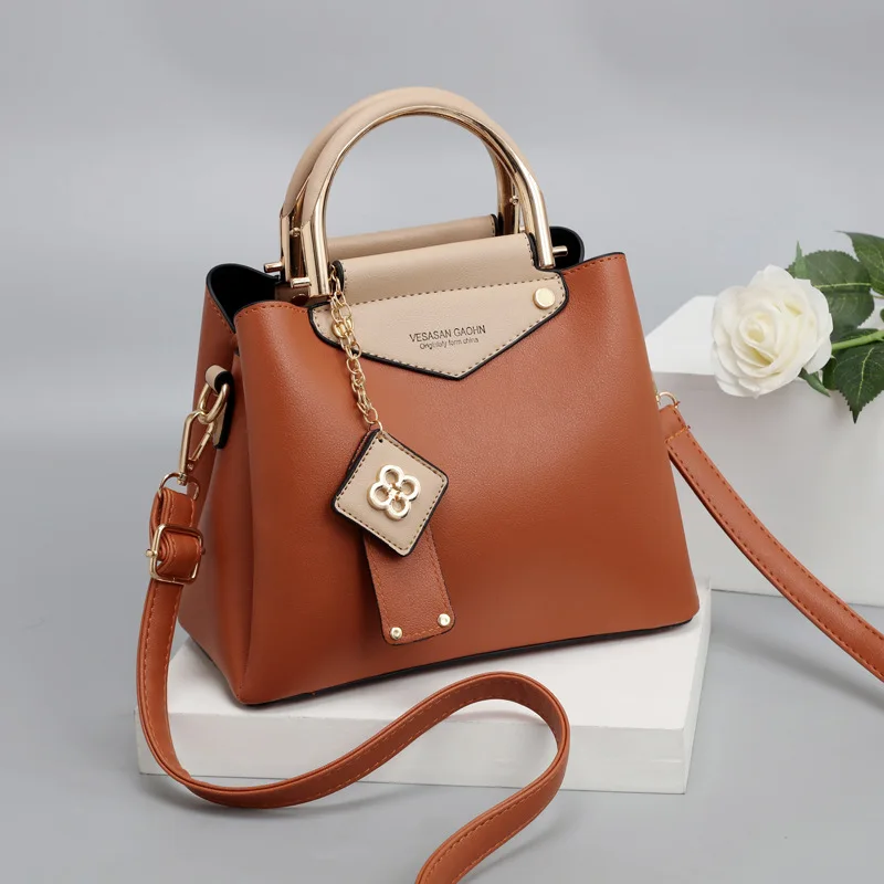 Fashion and Simple PU Soft Leather Lady Bag In Autumn and Winter of 2022, Iron Handle Handbag, Shoulder Bag