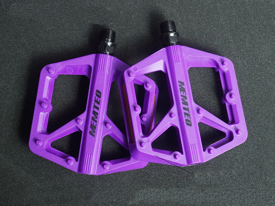 Ultraleichte Doppel-DU-Lager Fahrradpedale aus Nylonmaterial mit Reflektorstreifen für MTB Rennrad Flachpedale Economy-Modell – Detail 10