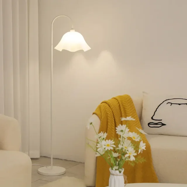 Simple Design E27 Led Floor Lamp Living Room Sofa Side Bedroom Bedside Lamps Netflix Ambient Petal Standing Light Home Decor