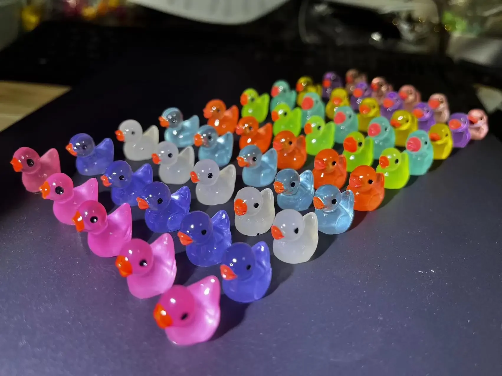 50PCS Luminous Mini Ducks Moss Microlandscape Miniature Duck Figurines Fairy Garden Accessories Home Decor Glow in The Dark 2