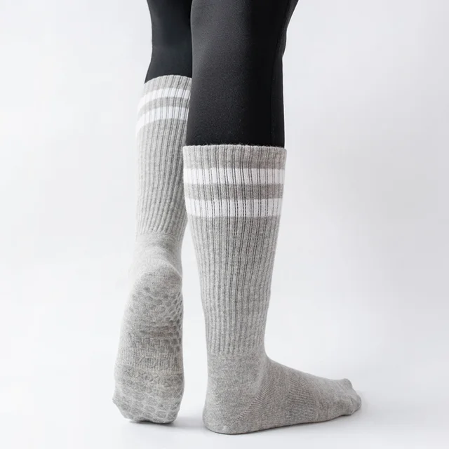 Ladies' Mid-tube Bottom Non-slip Yoga Socks Women Professional Fitness   Pilates Indoor  Floor Dance Socks for Gymnastic Ballet 3