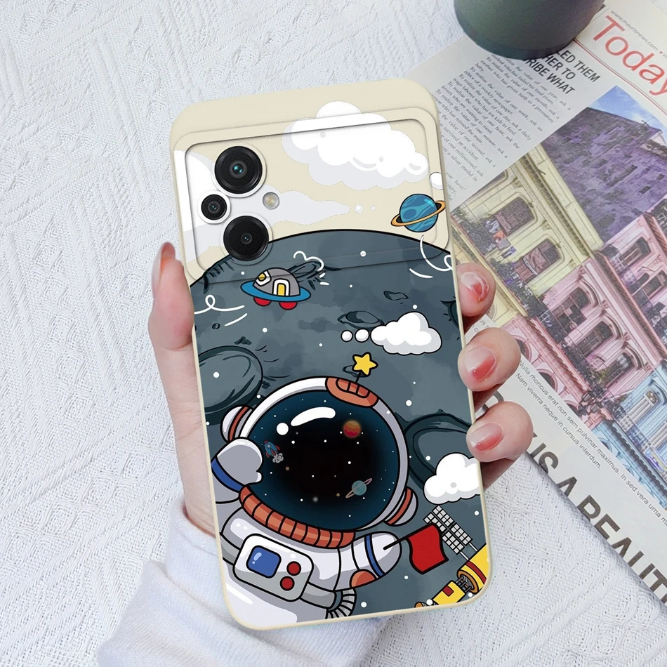 Astronaut Flower Soft Liquid Silicone Full Protection Anti-Drop Back Cover