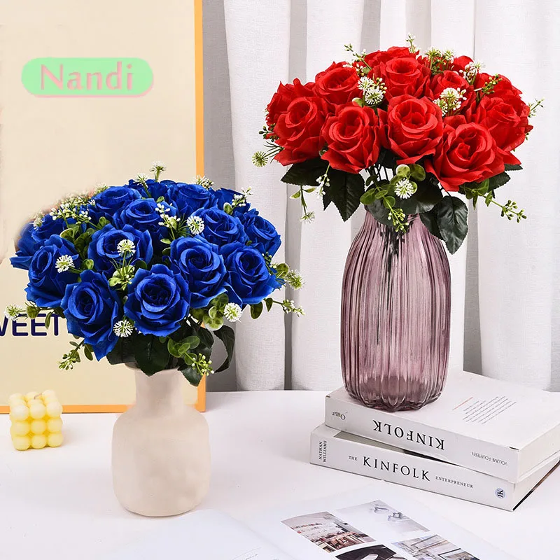 18-köpfe simulierte Rosensträuße, rote Rose, künstliche Blumen für Hochzeitsdekorationen, Bräute mit Blumen, Heimdekorationen