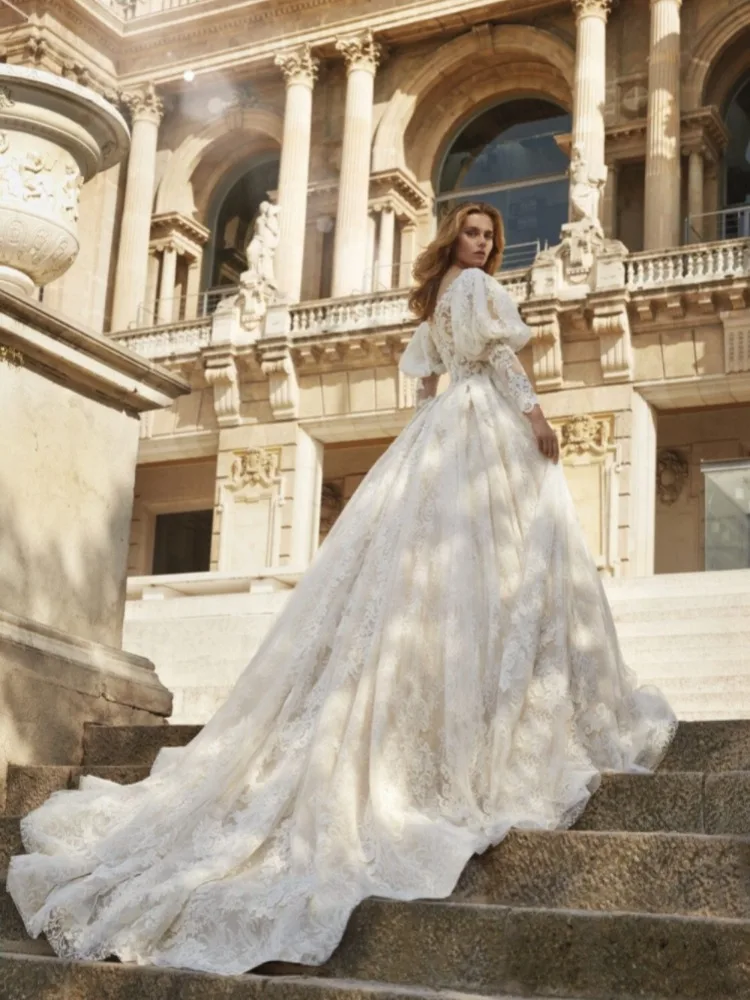 Princess V-Neck Wedding Dresses Long Puff Sleeves Appliques Floor Length Classic A-Line Bridal Gown Boho Vestido De Noiva