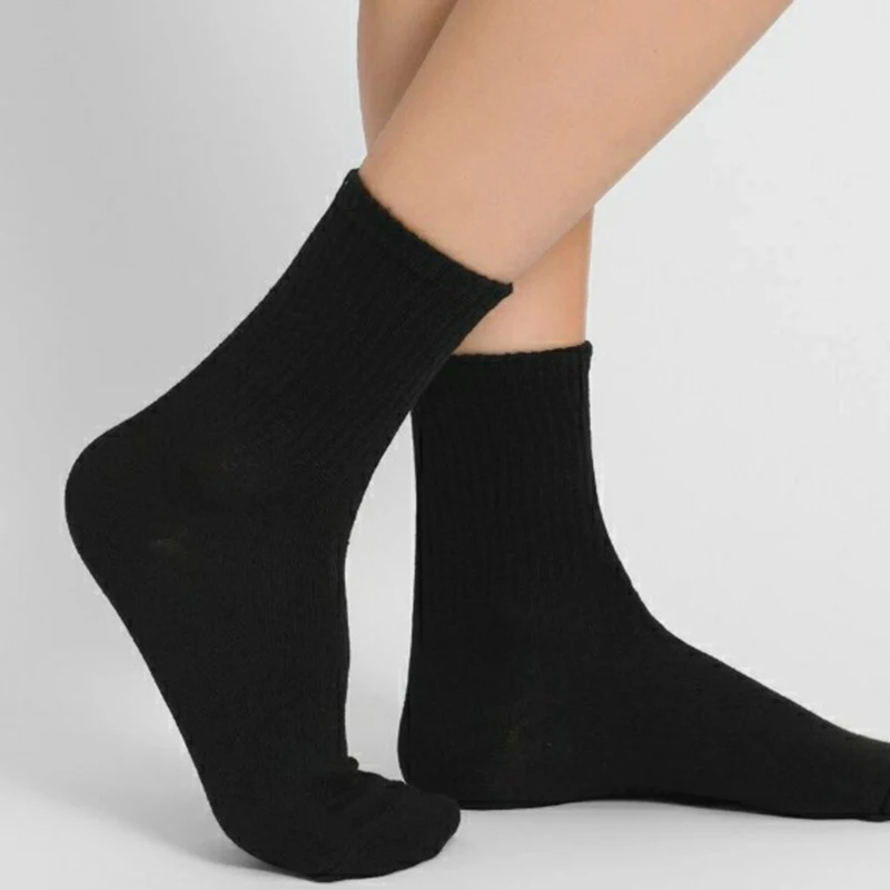 10/20 Pairs النساء بلون طاقم الجوارب الكلاسيكية تنوعا مريحة للتنفس امتصاص العرق الجري الرياضة الترفيه الجوارب