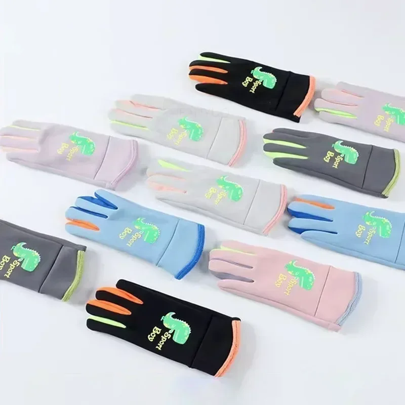 Winter Children Plush Warm Gloves Boys Girls Kids Outdoor Windproof Skiing Cycling Gloves Glow Students Toddler Cycling Mittens 6