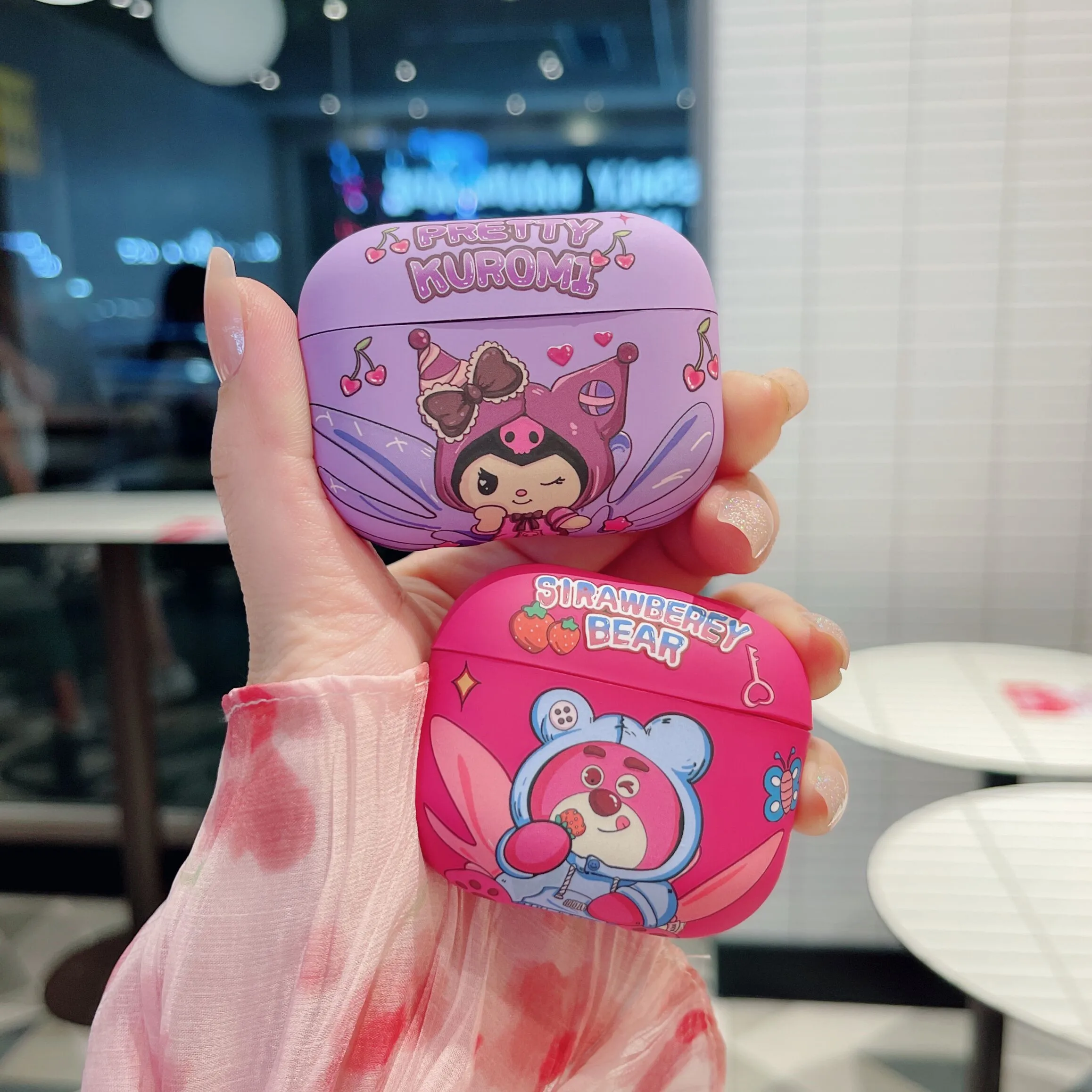 

Sanrio Kuromi & Lotso frosted headphone case cartoon anime cool soft TPU material, suitable for airpods 1, 2, 3, Pro, Pro2