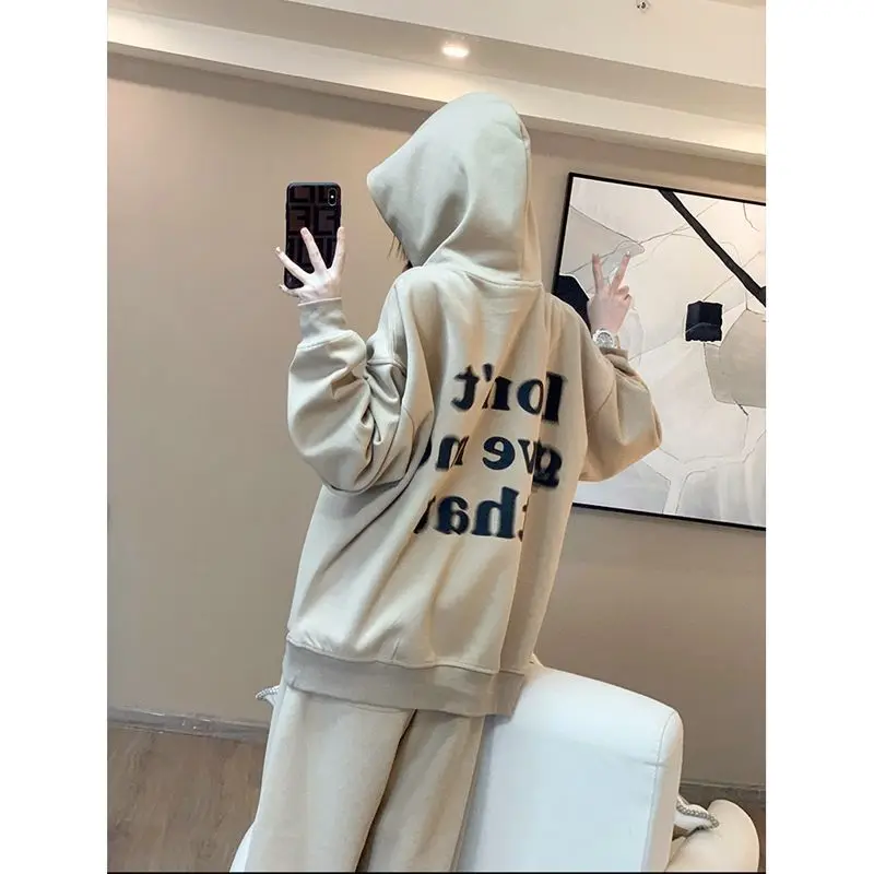 Sports Set Women's Spring and Autumn 2023 Loose Hooded Top Casual Pants Age Reducing Elegant Women's Two Piece Set