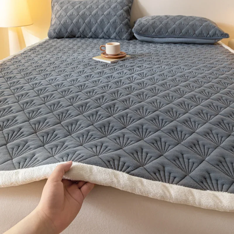 

Milk velvet bedding mattress, soft mattress, sheet, thin home cushion, non slip bedding, quilt, mattress