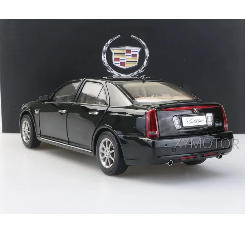 Scale 1/18 Model For Cadillac SLS Seville Diecast CAR MODEL TOYS