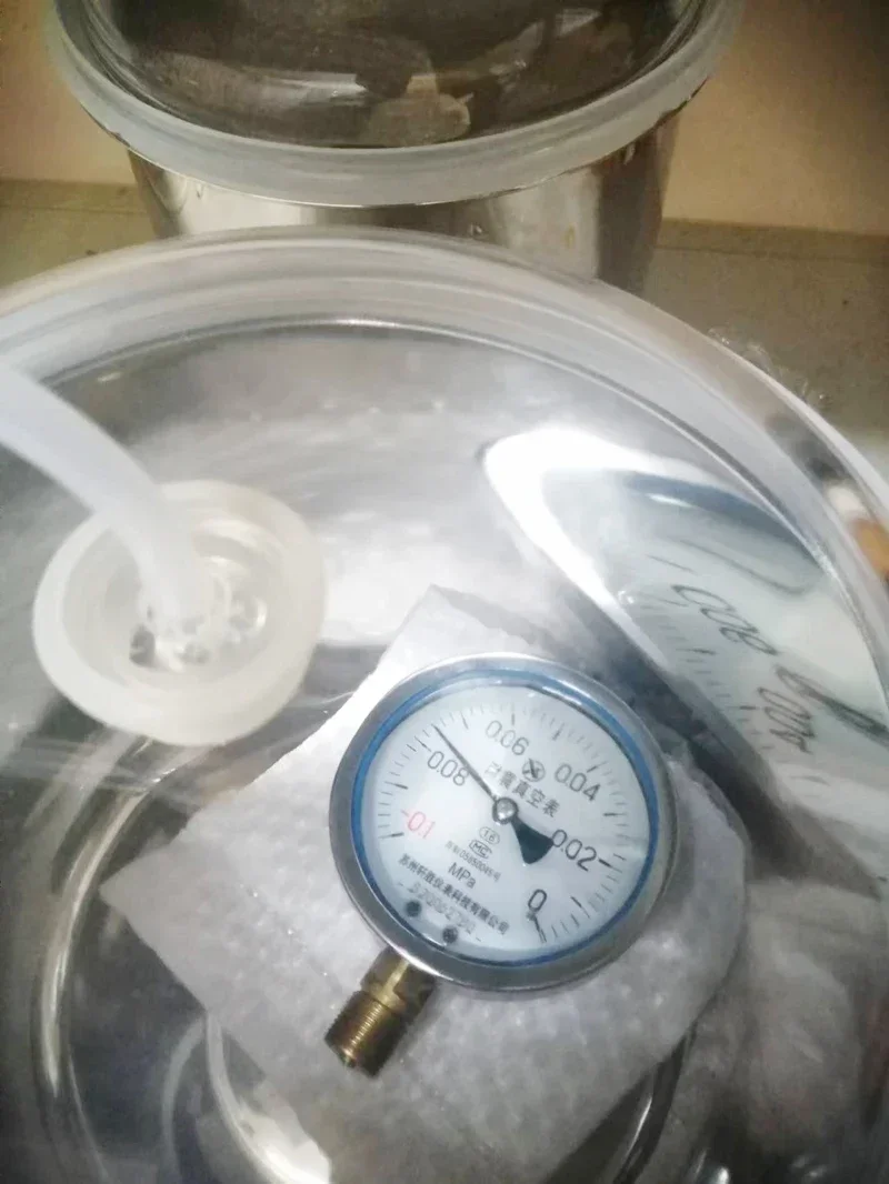 Description Picture 5 of itemStainless Steel Vacuum Tank Electric Vacuum Sealed Tank with Transparent Glass Cover Epoxy Glue Bubble Removing Barrel