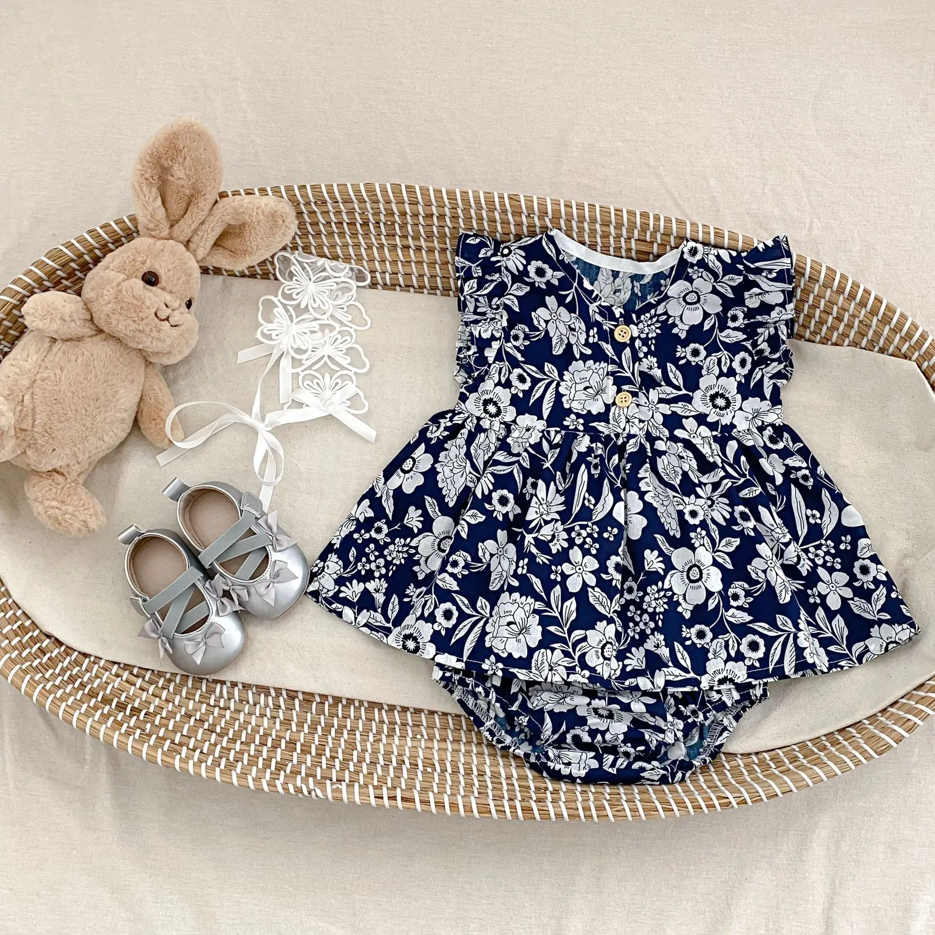 Flower Sleeve Baby Set 1