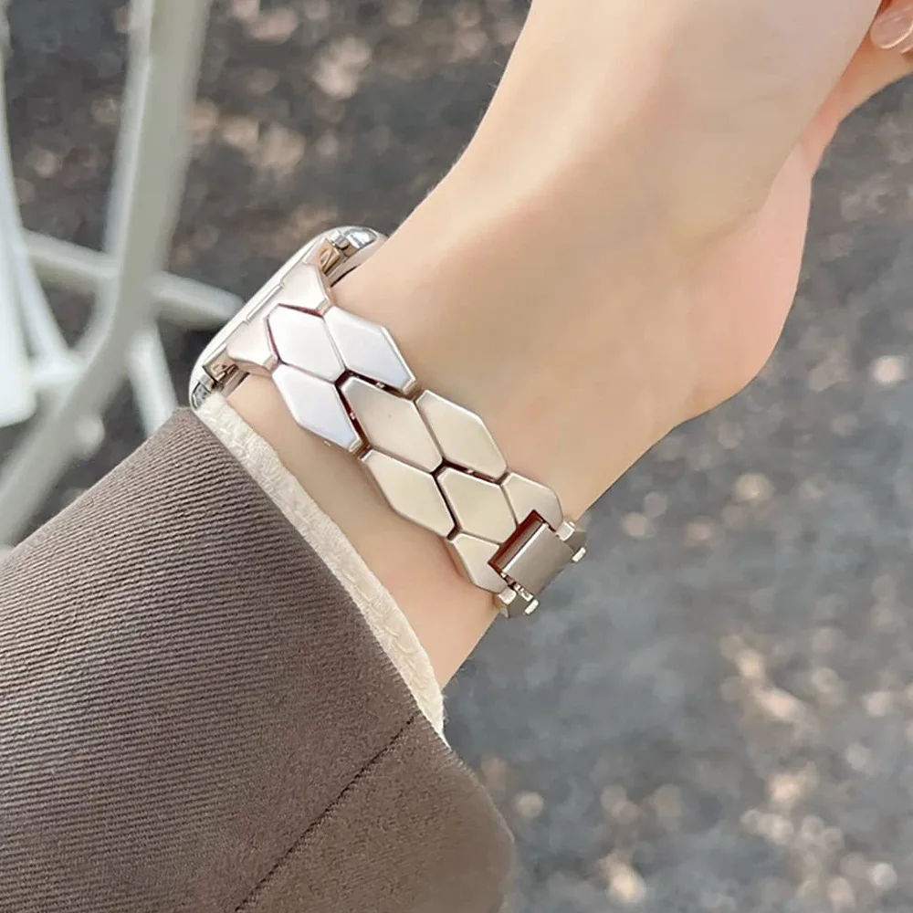 Premium Stainless Steel Chain Strap for Smartwatch - Metal Bracelet Band