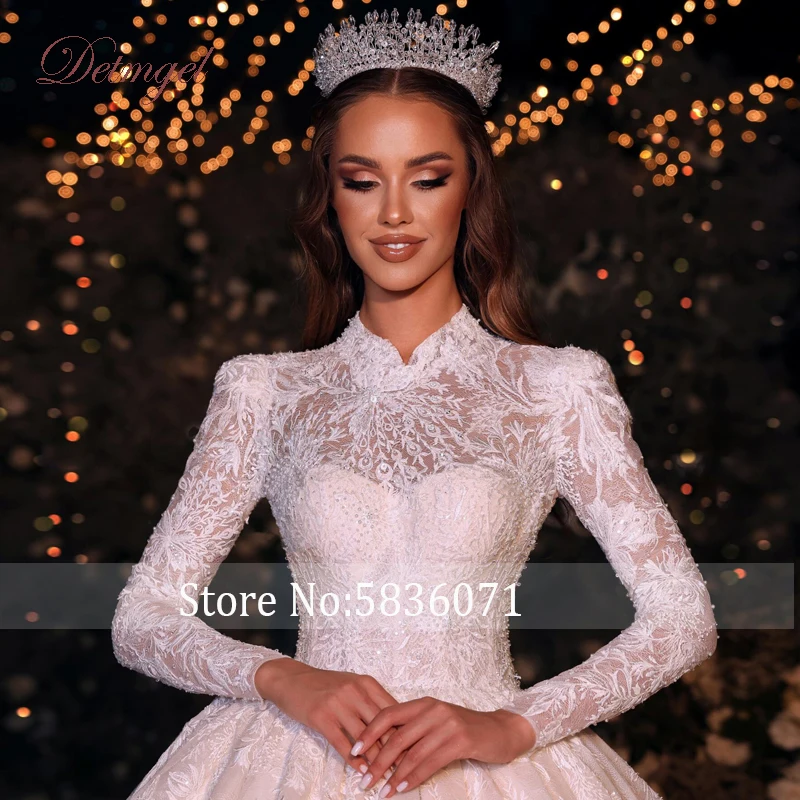 New Gorgeous Halter Button Chapel Train Ball Gown Princess Wedding Dress Luxurious Beaded Appliques Shiny Lace Bride Dress