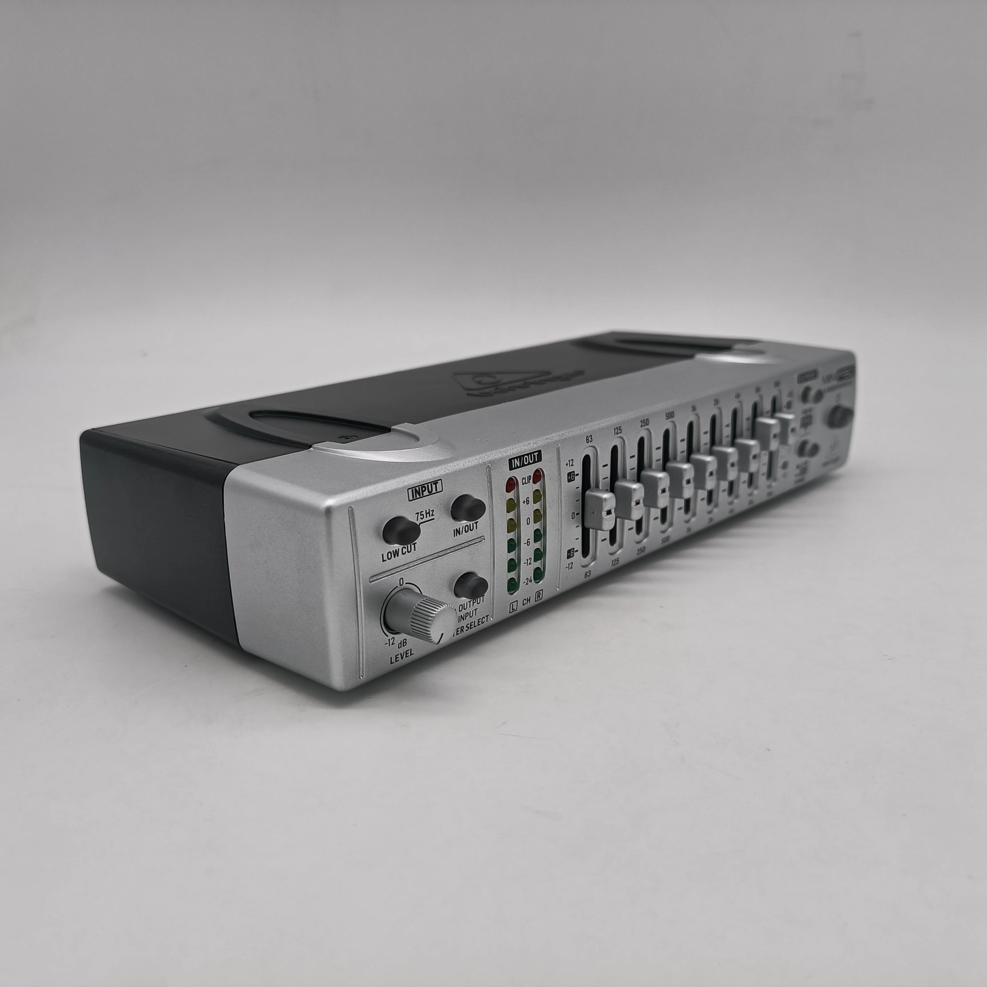 BEHRINGER FBQ800 Ultra-Compact 9-Band Graphic Equalizer with
