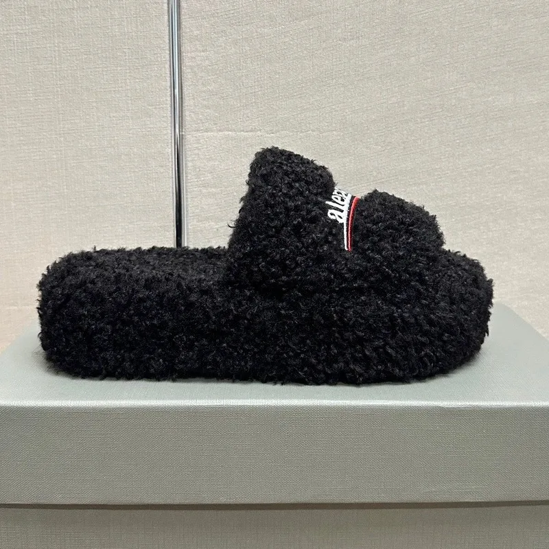 

New Paris Woolen Slippers Woolly Slippers Women Fashion Brand Wear Winter Wool Embroidery Flip-flops Platform Women Slippers