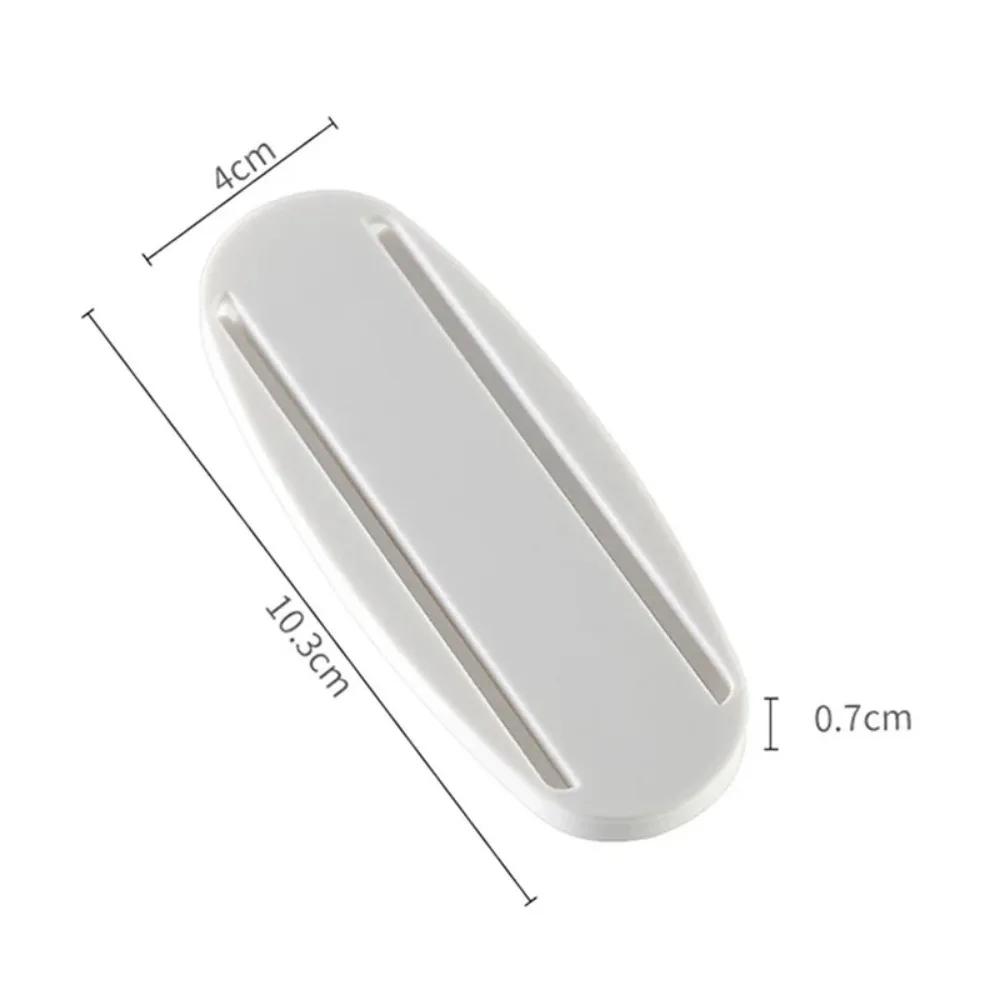 Wall-Mounted Plug Fixer Socket Holder Punch-free Self-Adhesive Adhesive Hook