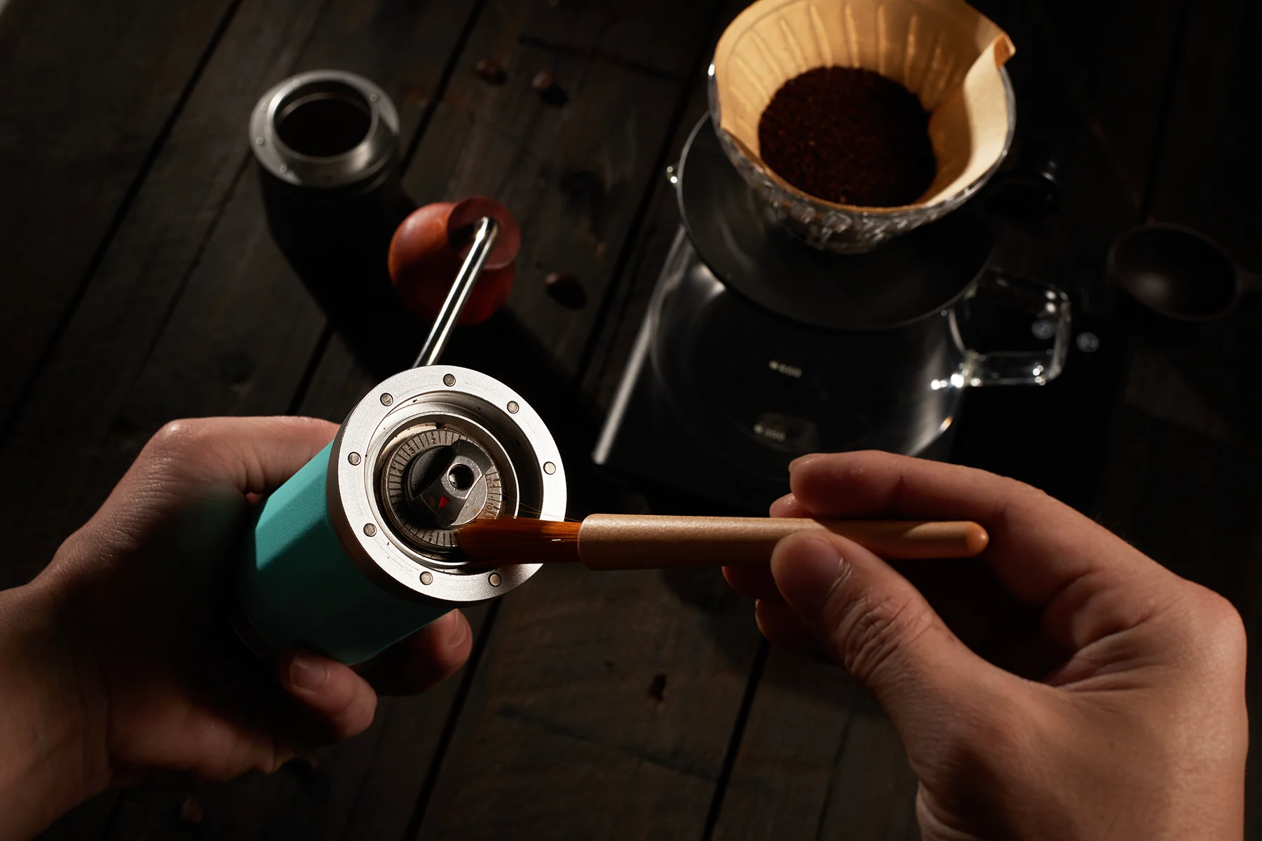 IKAPE Manual Coffee Grinder, Premium Hand Espresso Grinder with Conical  Hexagonal Burr, Portable Coffee Grinder, Adjustable Grinder Degree by Scale