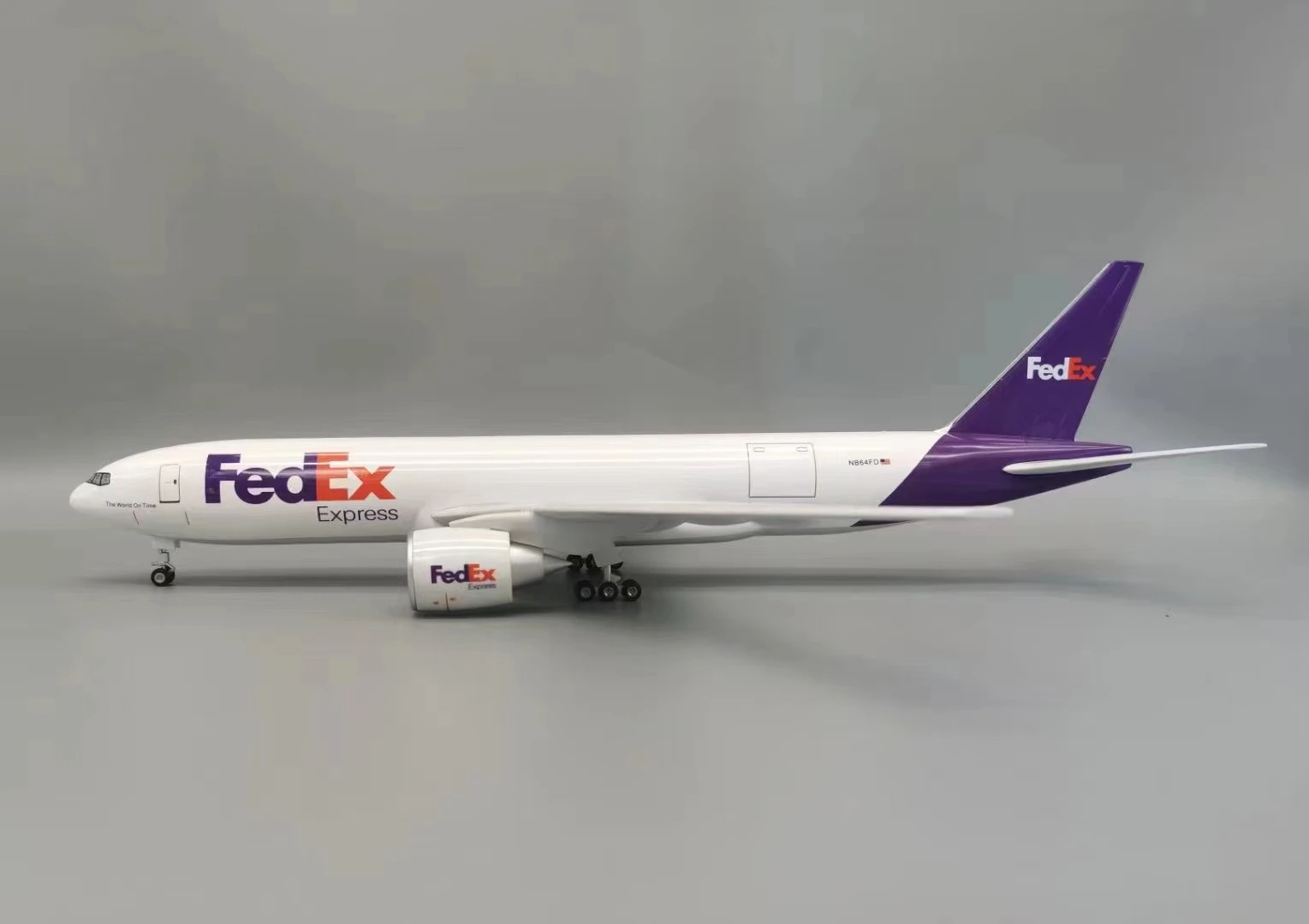 Fedex airplane 47CM 1/157 Scale 777 B777 Aircraft FedEx